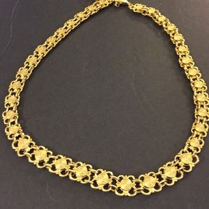 Avon reversible golden classic necklace